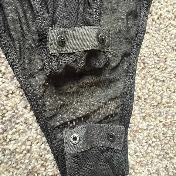 Lace bodysuit - Picture 5 of 7